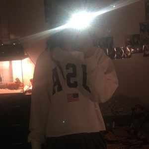 long sleeve crop top